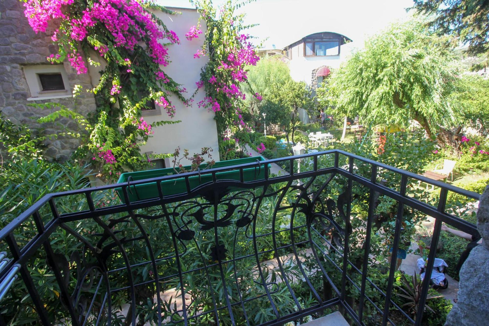 Otel Bella Garden 4*